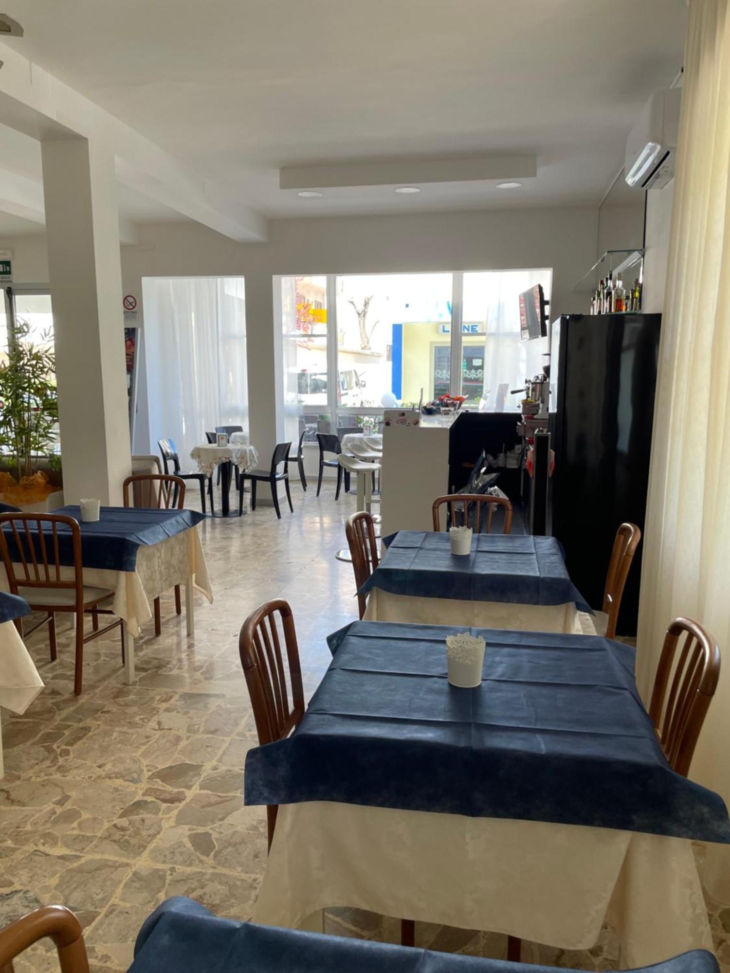 Hotel Barbiani Riccione Exteriör bild