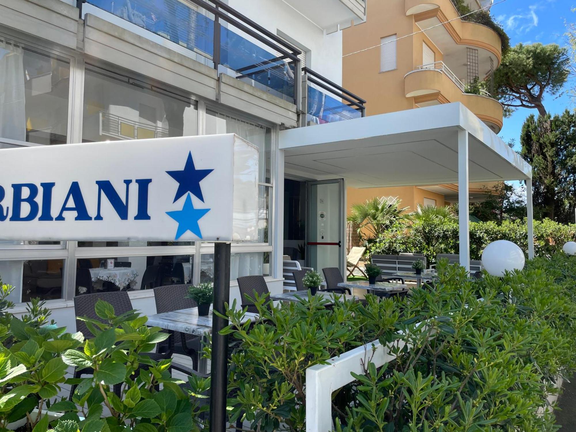 Hotel Barbiani Riccione Exteriör bild