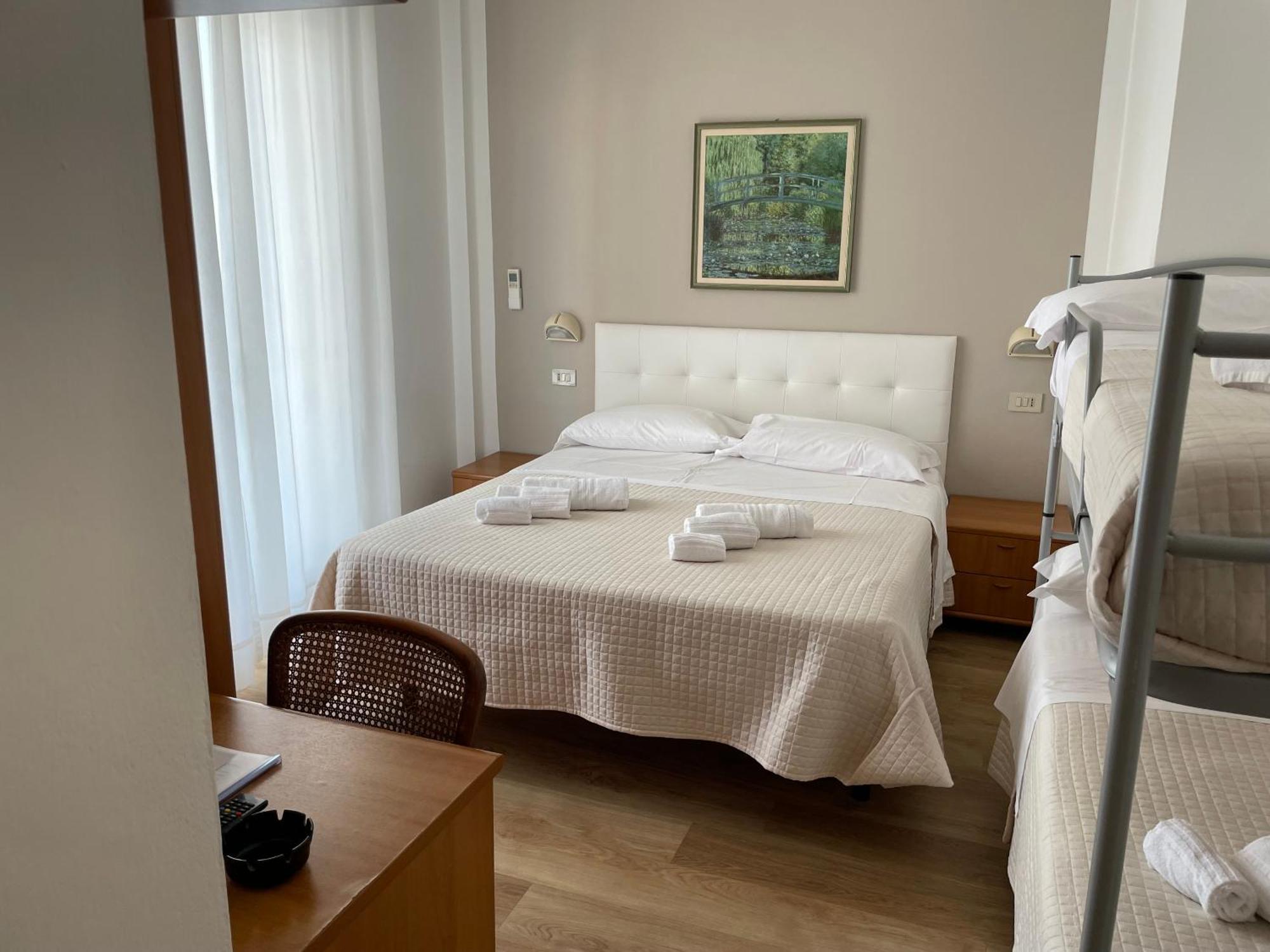 Hotel Barbiani Riccione Exteriör bild