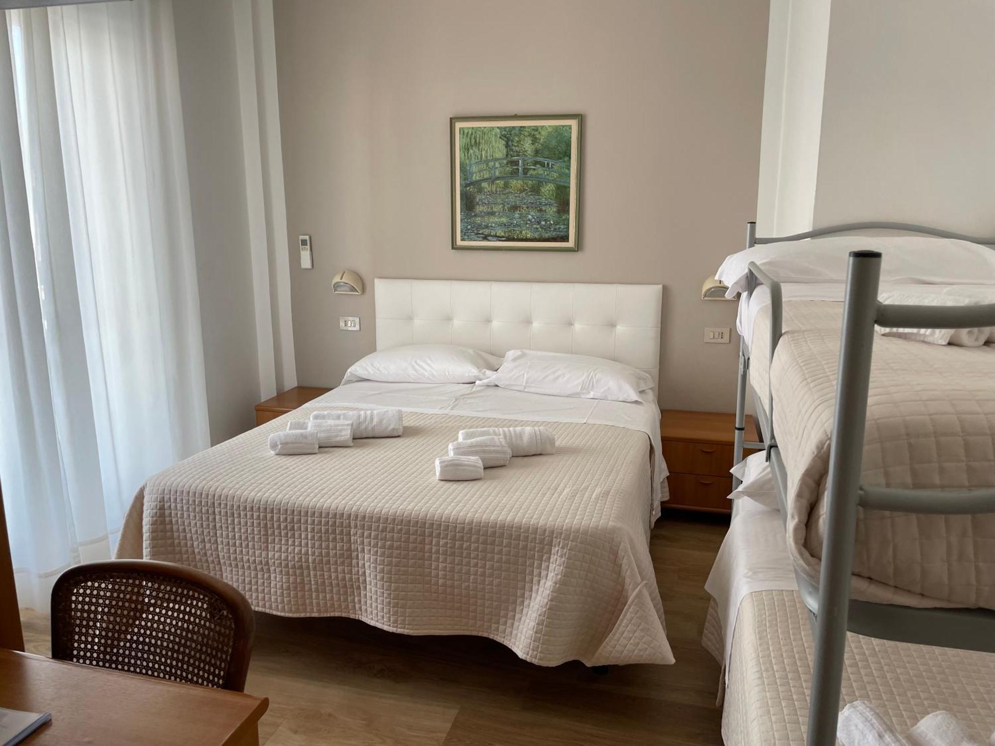 Hotel Barbiani Riccione Exteriör bild
