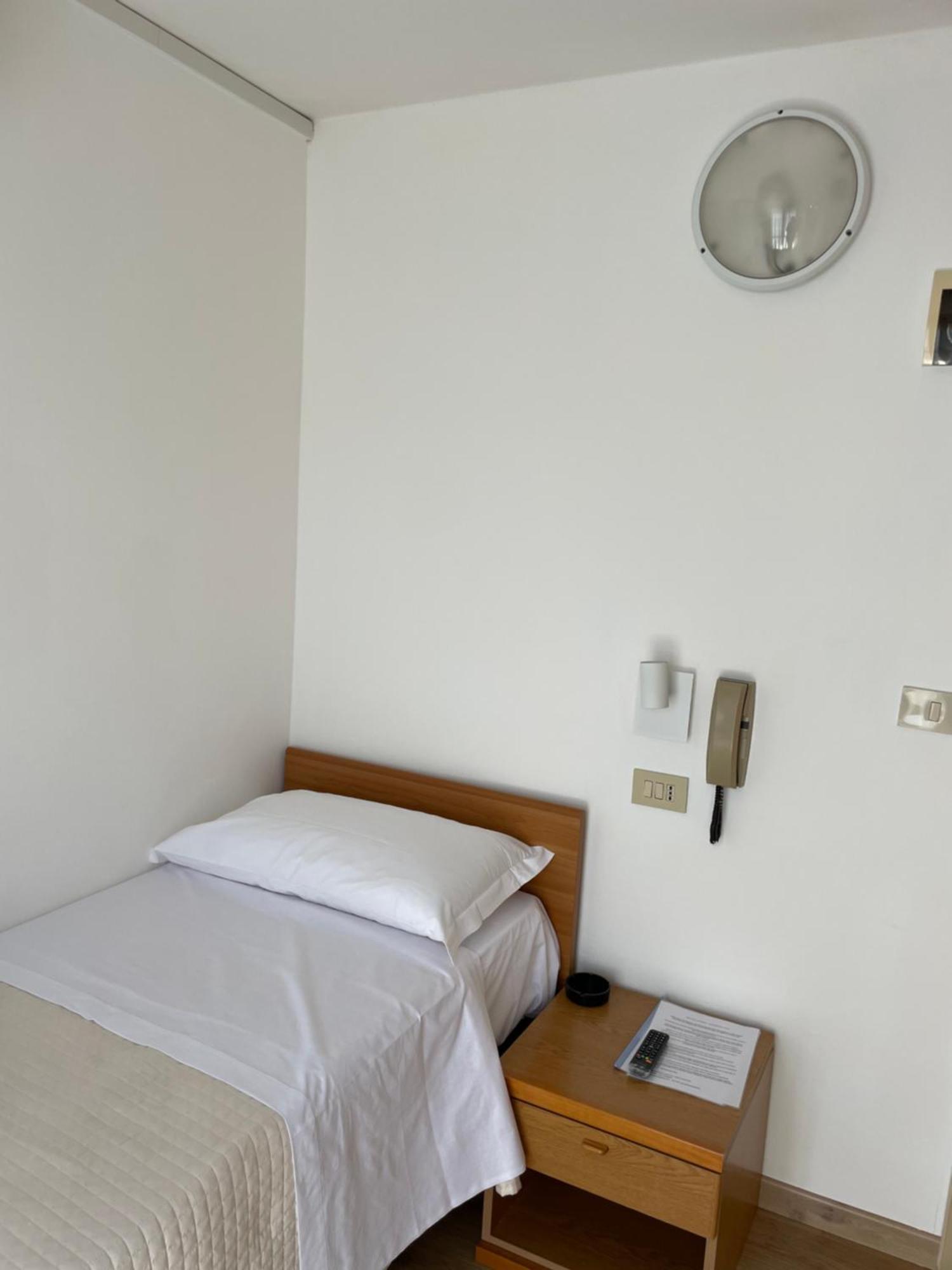Hotel Barbiani Riccione Exteriör bild