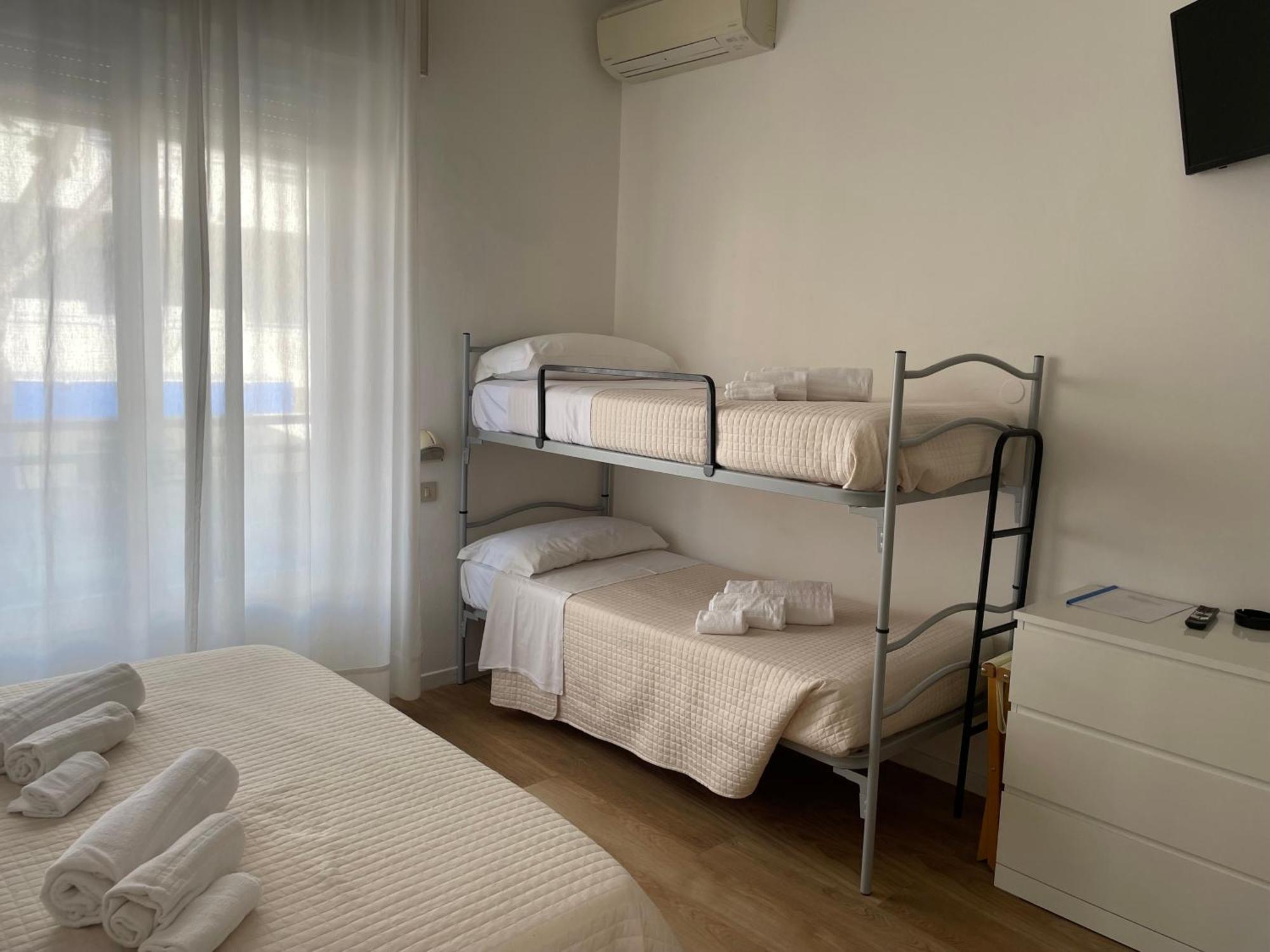 Hotel Barbiani Riccione Exteriör bild