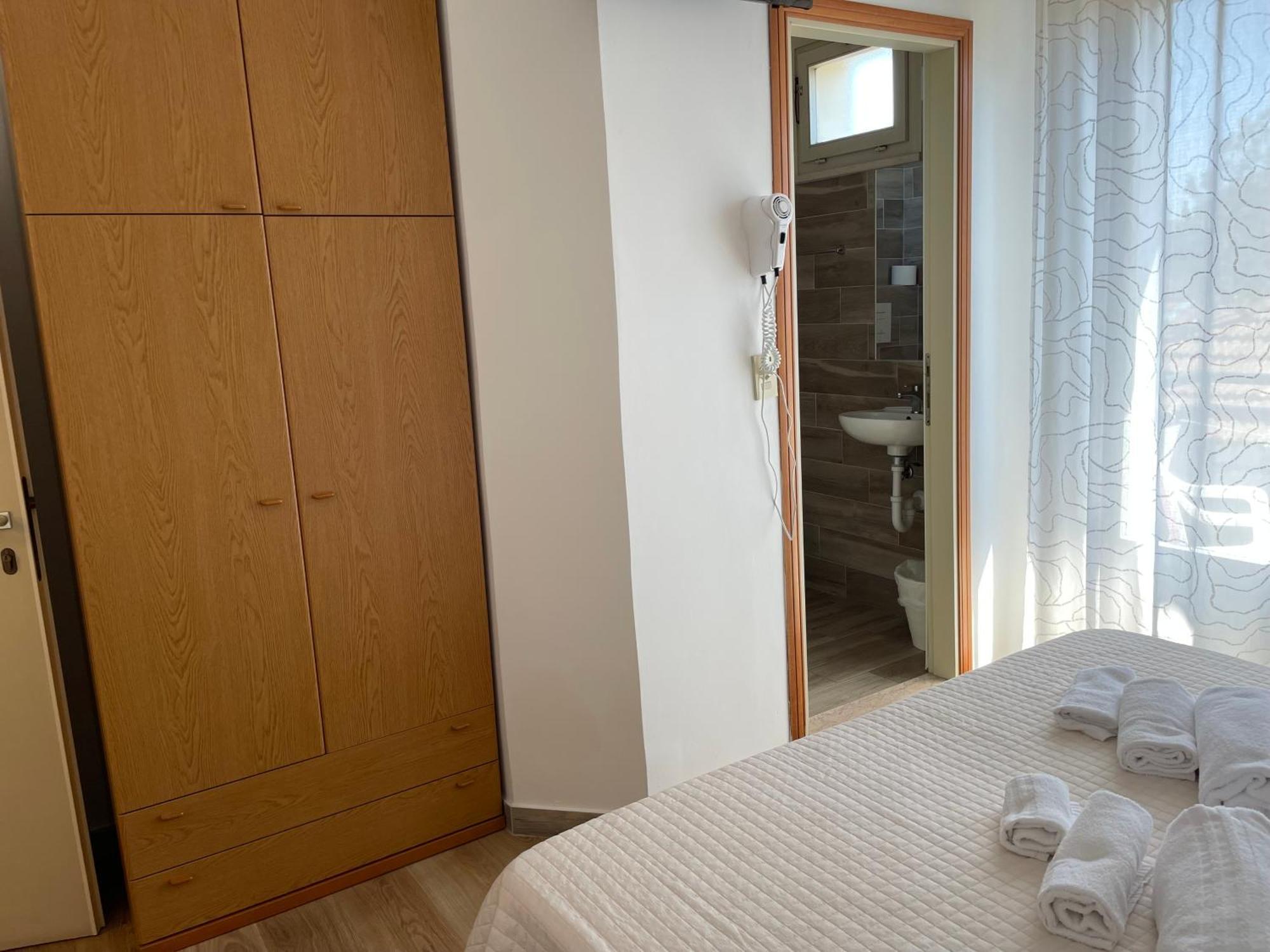 Hotel Barbiani Riccione Exteriör bild