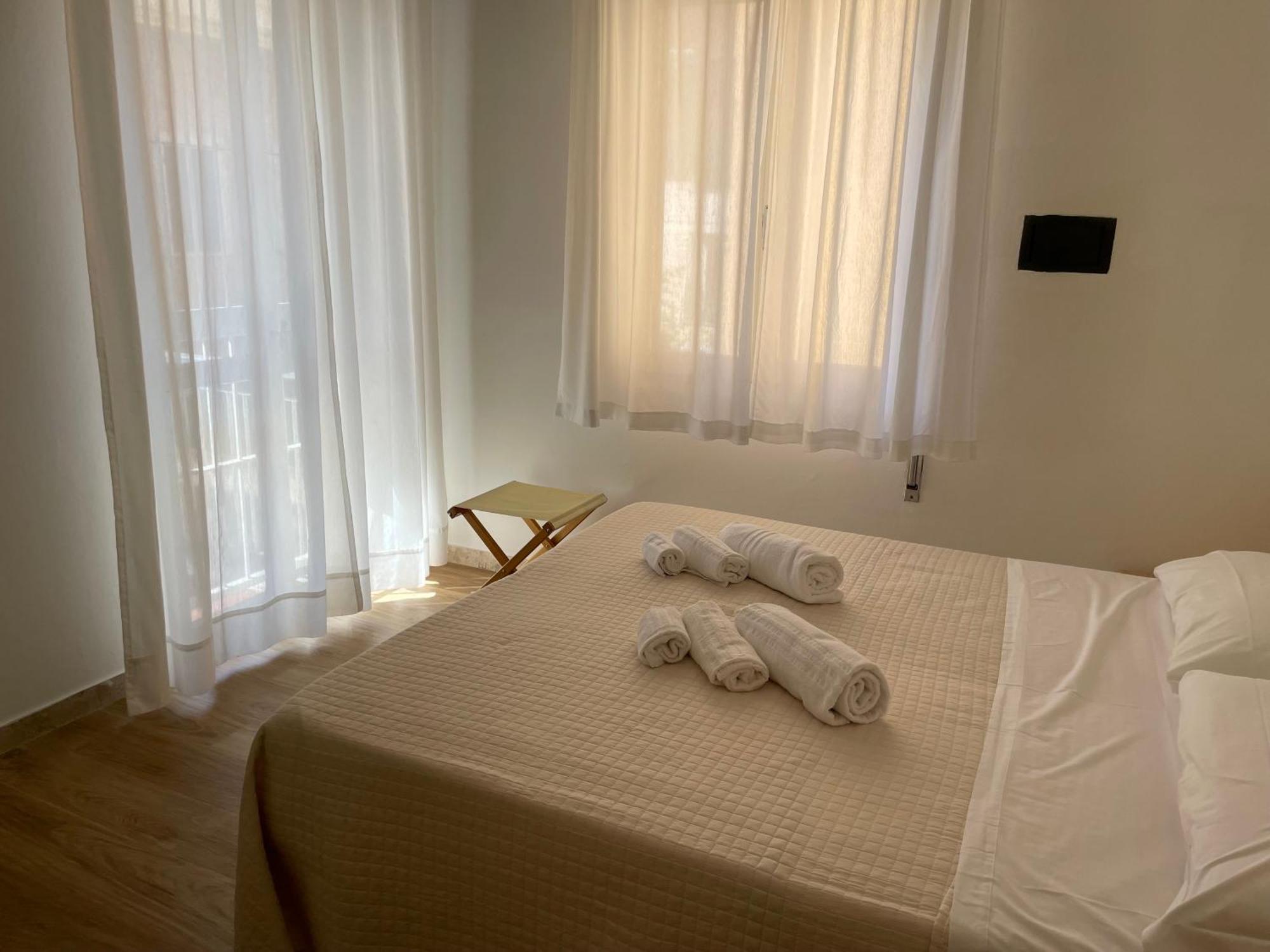 Hotel Barbiani Riccione Exteriör bild