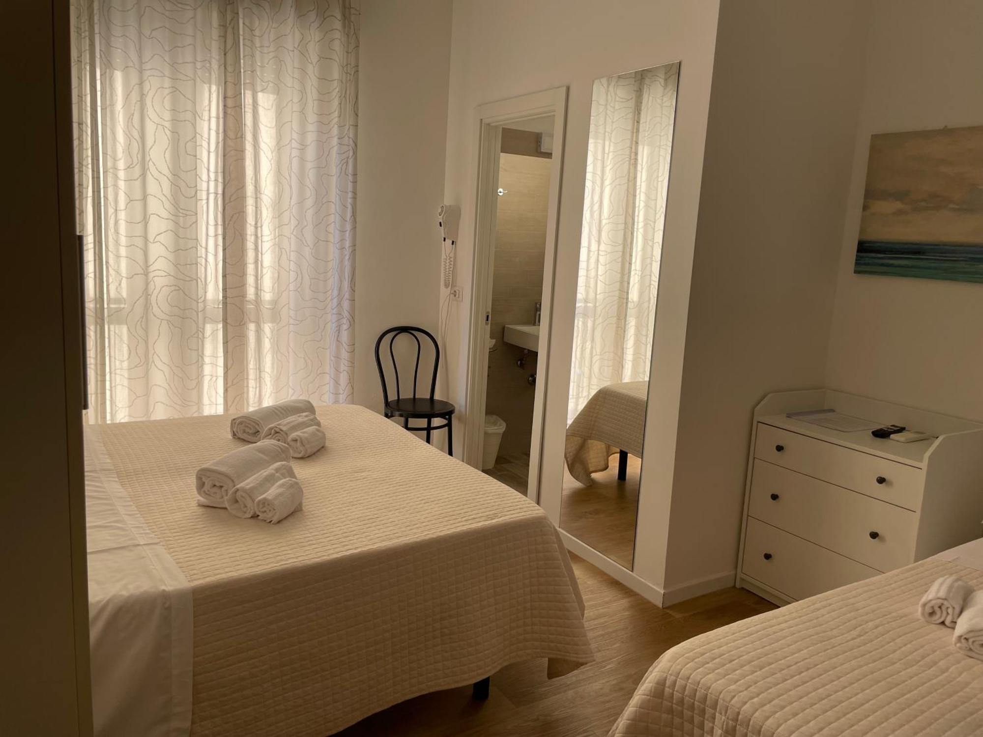 Hotel Barbiani Riccione Exteriör bild